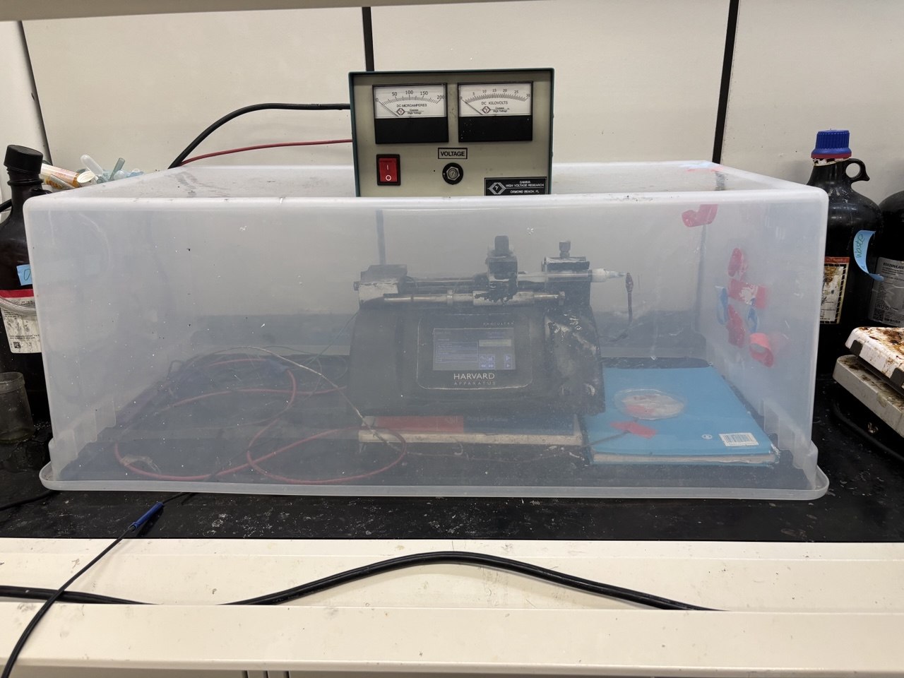 Electrospinning apparatus used to vary microsphere size.